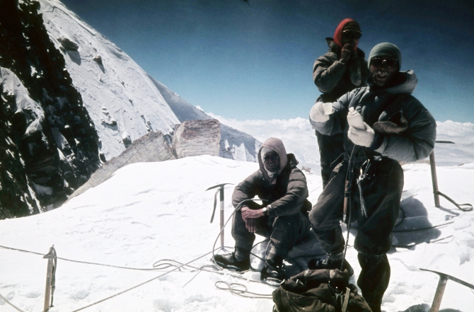 Первое восхождение на Хан-Тенгри с севера. 1964 г. (Альпинизм)