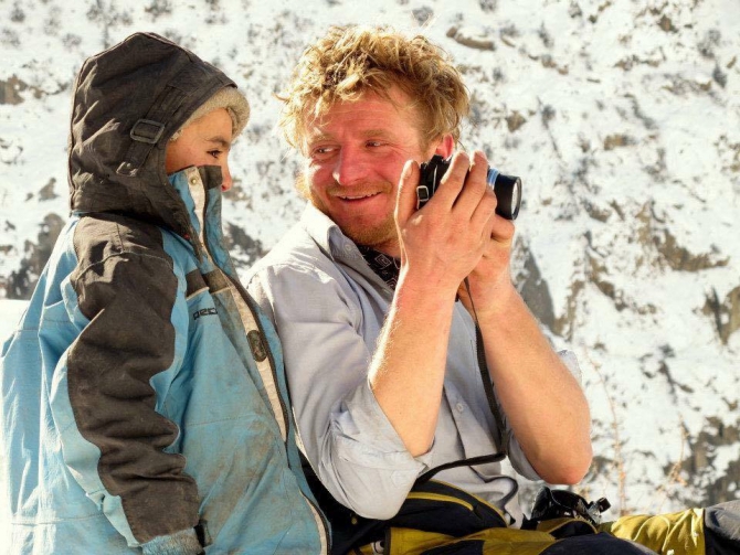 Отец Томека Мацкевича пытается организовать еще одну спасательную операцию на Нанга-Парбат. (альпинизм, взаимопомощь, новости)