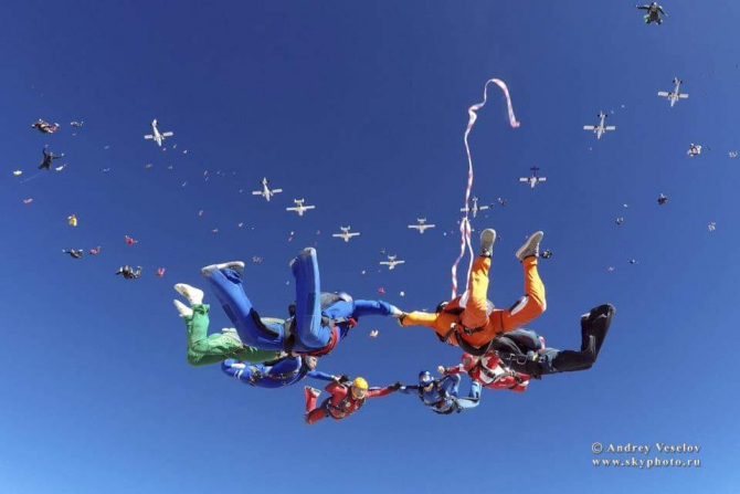 Вера Кузнецова: парашют, горы, лыжи (Воздух, горные лыжи, альпинизм, кайтсерфинг, парашютный спорт)