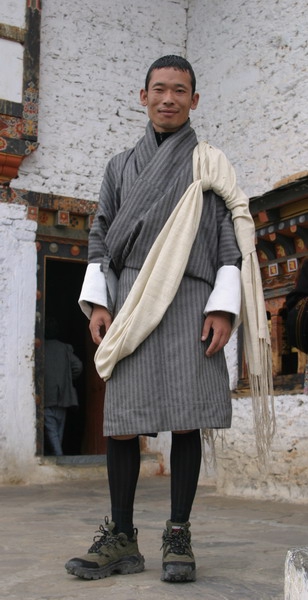 Бутан - страна Громового Дракона. И король не женатый... (Путешествия, тхимпху, паро)