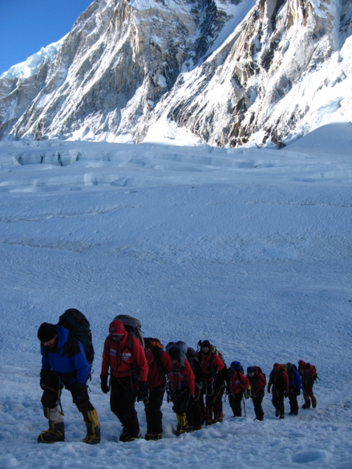Экспедиция на Эверест. Ураган снес лагерь на 6400. (Альпинизм, 7 вершин, абрамов)