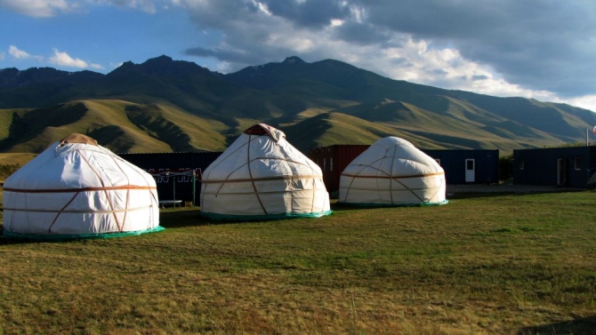 Кыргызстан - парапланерный рай (Бэккантри/Фрирайд, парапланы)