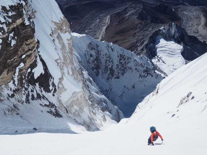Элиас Миллеру: &quot;Ты – это твой опыт, как плохой, так и хороший.&quot; (Альпинизм, нуптце, северо-западная нуптце, Le Gang des Moustaches, первопроход, альпийский стиль, горы, непал, альпинизм, крутые, piolets d&#039;or)