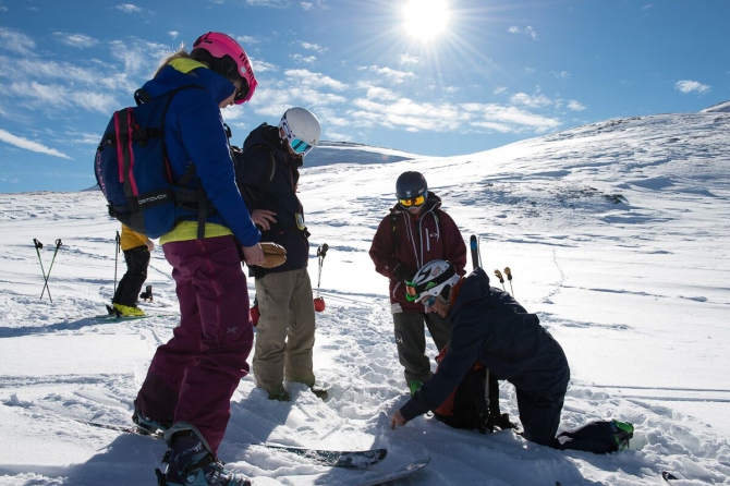 Малый Тибет или всё о фрирайде и бэккантри в Ливиньо (Горные лыжи/Сноуборд, горнолыжный курорт, скитур, хелиски, альпы, италия)