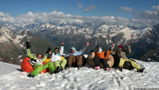 Elbrus Summer Camp 2009. Вести со снежных полей! (Горные лыжи/Сноуборд, горы, сноуборд, горные лыжи, летний лагерь, эльбрус)