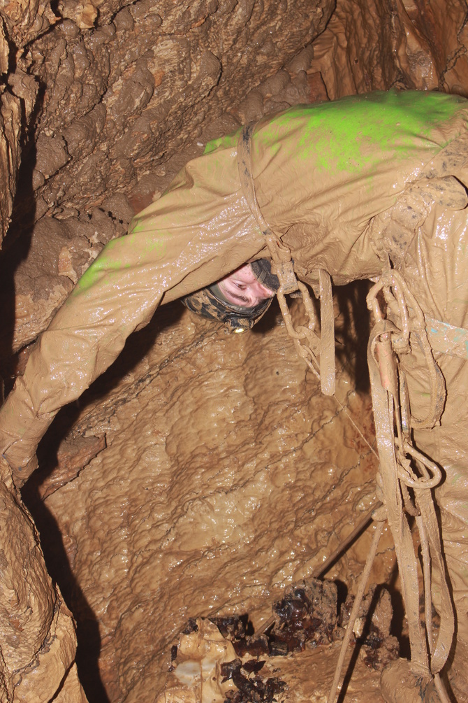 Воронцовские пещеры - там можно не только гулять. Итоги восхождения нашего новогоднего выезда (Спелеология)