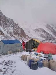 «Зимняя K2 не для начинающих альпинистов без предыдущего зимнего опыта» (Альпинизм)
