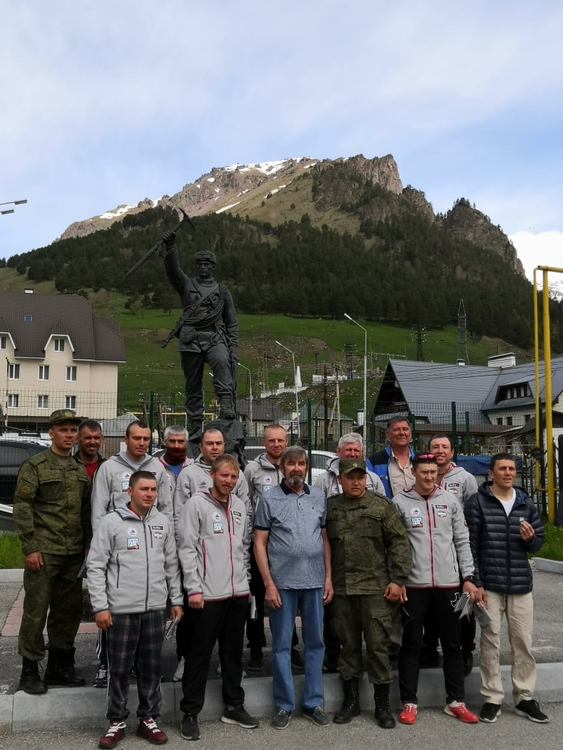 В Терсколе прошел очередной сбор для военнослужащих по подготовке на Жетон "Спасение в горах" (Альпинизм)
