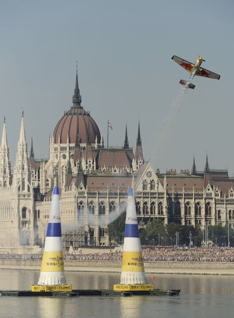 Воздушные гонки: новый чемпион Будапешта (Воздух, air race 2009)