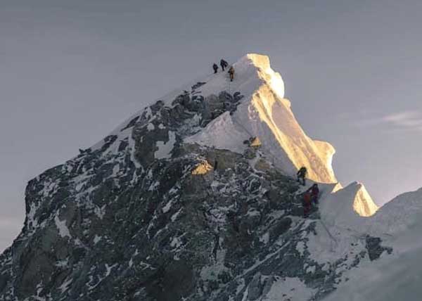 Жертвы Эвереста: собралась на вершину с кардиостимулятором (Альпинизм)