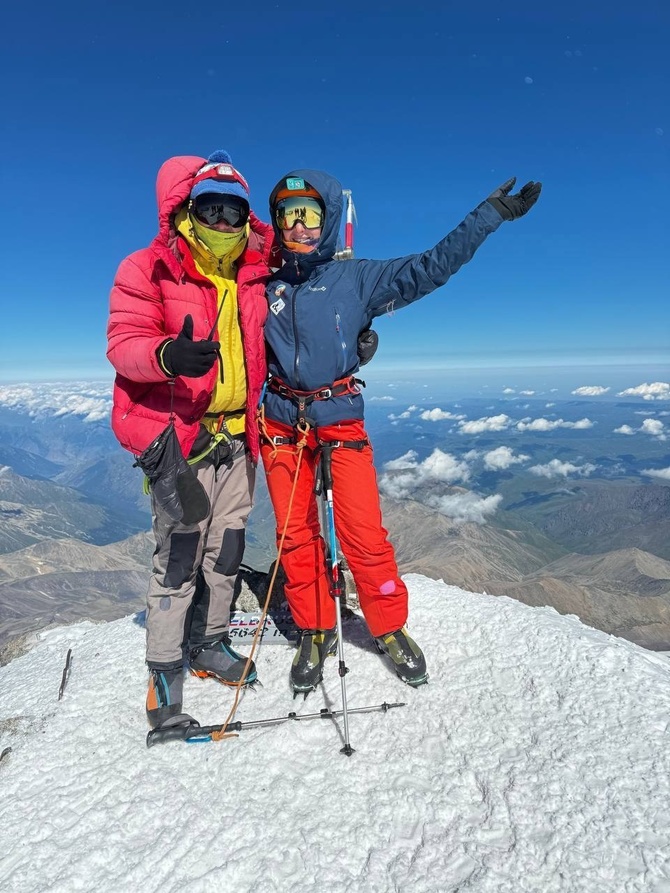 Номинация премии "Mountain Guides" - Оксана Якименко. Премия "Стальной Ангел" (Альпинизм)