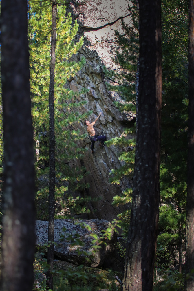 Скалолазание в Иркутске. Ложная Белая церковь. ()