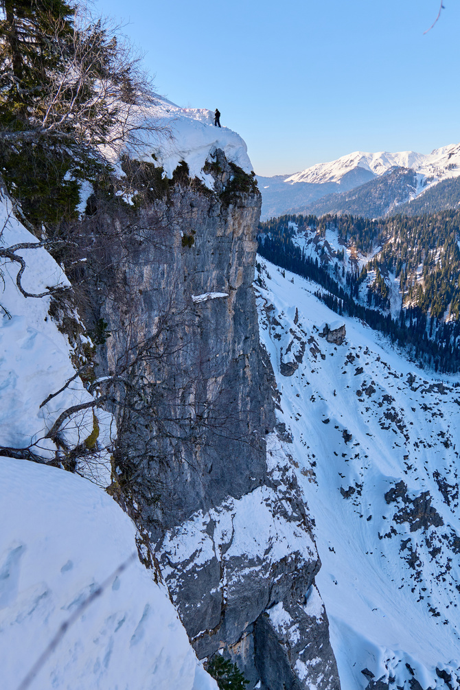 Foto_Nick 8 Action Brothers представляют трейлер к фильму "Горы зовут"! (Скалолазание)