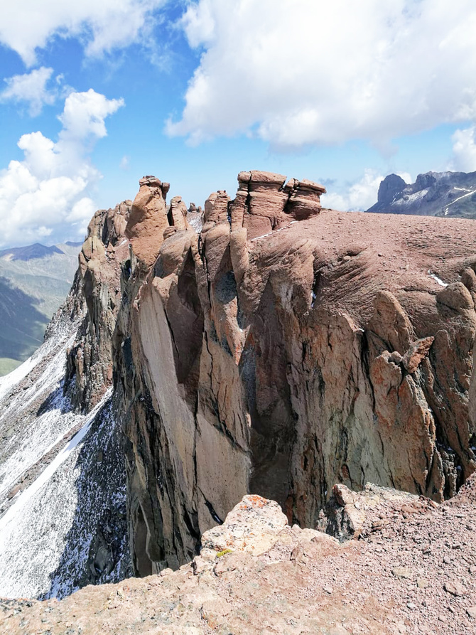 Фантастический мир скал Чегема. (Путешествия)