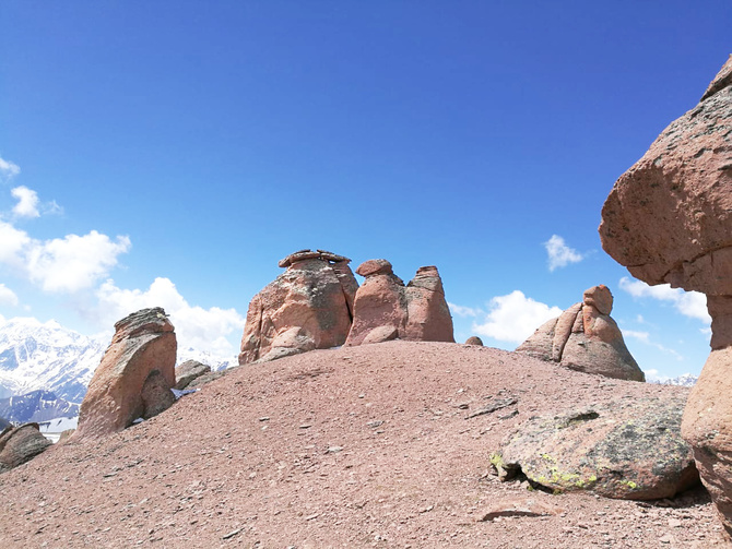 Фантастический мир скал Чегема. (Путешествия)