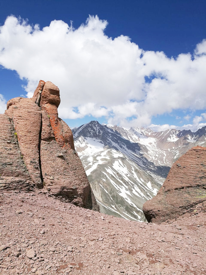 Фантастический мир скал Чегема. (Путешествия)