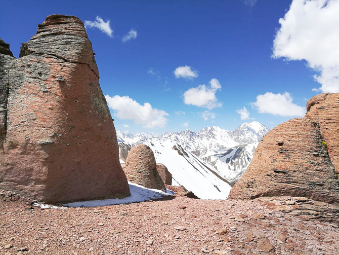 Фантастический мир скал Чегема. (Путешествия)