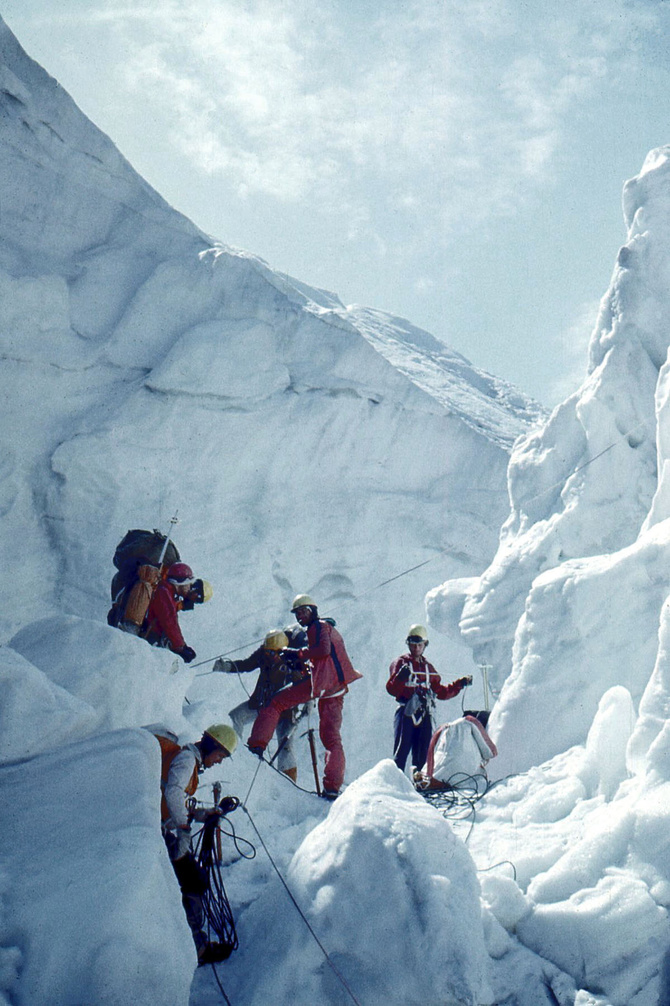 Из глубин архива туристского клуба НКМЗ - 6 (продолжение, Горный туризм)