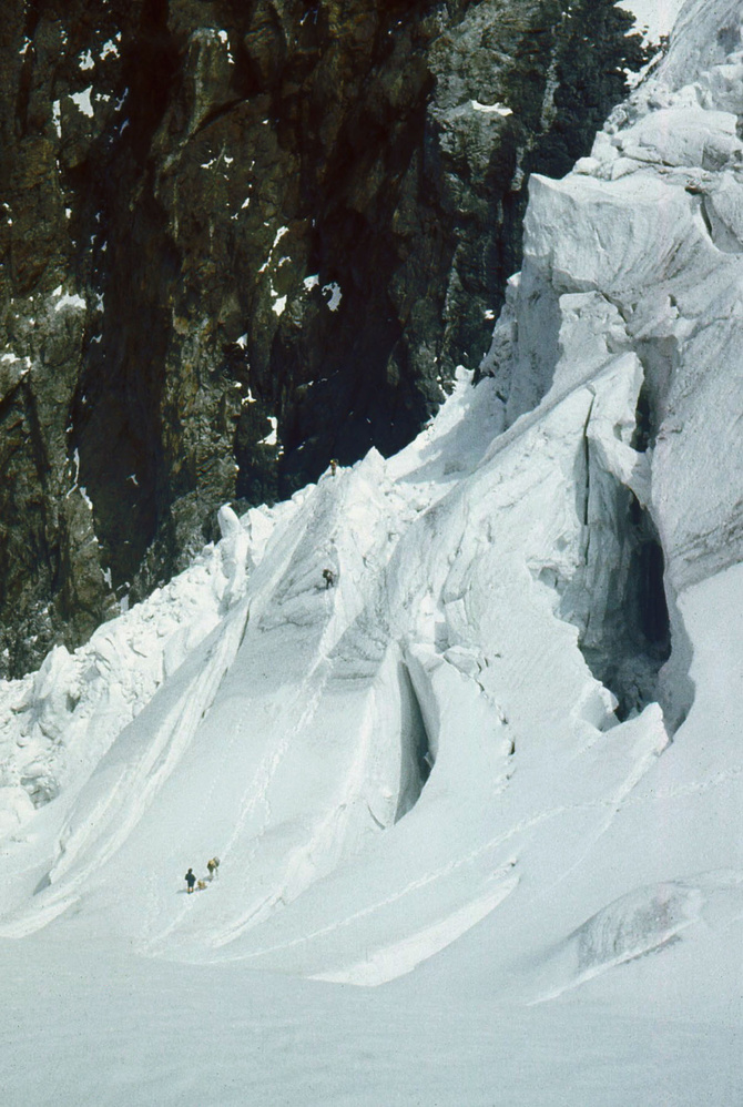 Из глубин архива туристского клуба НКМЗ - 6 (продолжение, Горный туризм)