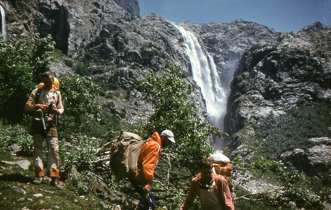 Из глубин архива туристского клуба НКМЗ - 6 (продолжение, Горный туризм)