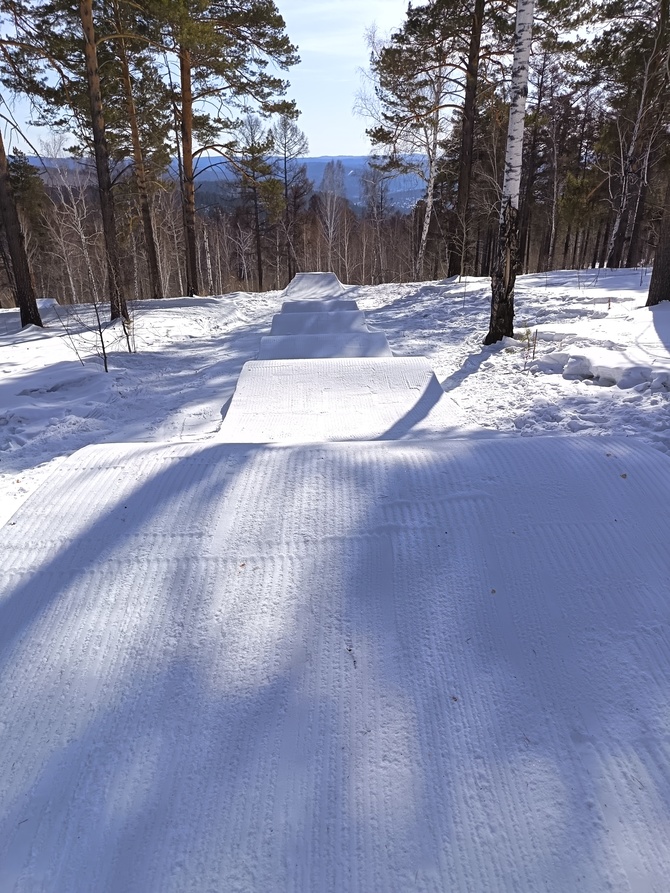 Сноубординг в Иркутске. Могульная трасса 2026. (Горные лыжи/Сноуборд)