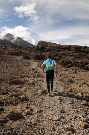 Капитан команды Red Fox Asia установил рекорд на Килиманджаро! (Альпинизм, андрей пучинин, забег)