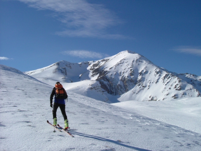 17 декабря приглашаем посмотреть, послушать и не только.... (Альпинизм, альпиндустрия, эльбрус, ски-тур)