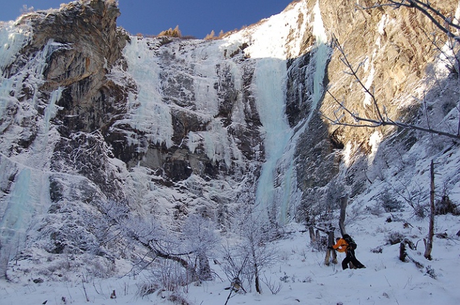 Один из самых жестких водопадов Австрии пройден Руди Хаузером соло! (Альпинизм)