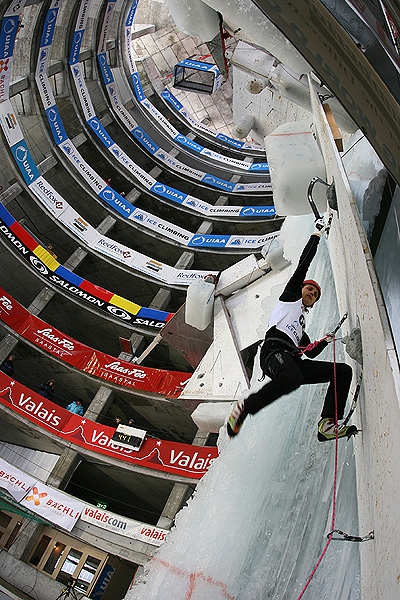 Этап Кубка мира по ледолазанию в Saas Fee, Швейцария. (Ледолазание/drytoolling, саасфи, сборная россии, кубок мира, ледолазание, 2010)