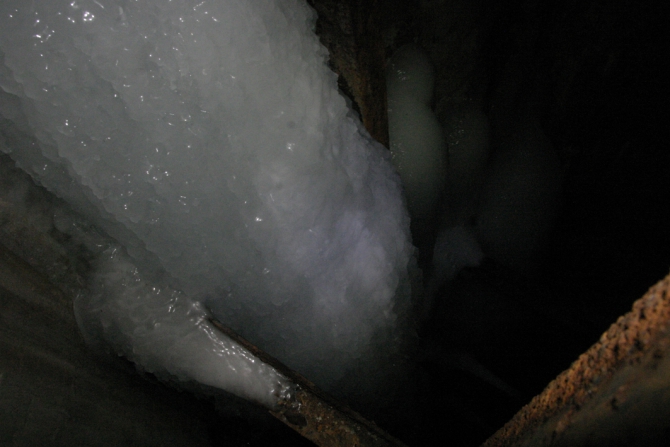 Ледолазание в шахте Северная (Ледолазание/drytoolling, дашкевич, екатеринбург)