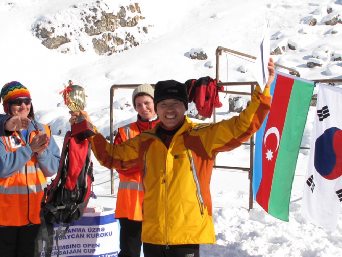 В Азербайджане впервые проведены международные соревнования по ледолазанию (Ледолазание/drytoolling, ледолазание, зима, водопад)