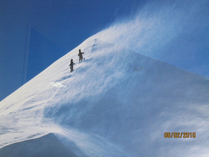 Снежные виражи (Горные лыжи/Сноуборд, фото)