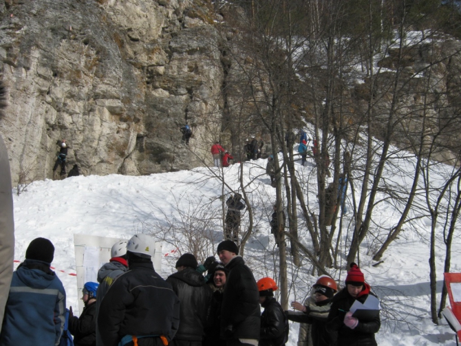 Первые старты пермских скалолазов на скалах 2010 г. (Скалолазание)