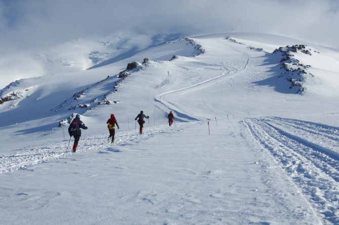 Спешите! До конца регистрации на Фестиваль уникальных зимних видов спорта Red Fox Elbrus Race 2010 осталось 15 дней! (Снегоступинг, фар, isf, vertical skyrace®, забег на эльбрус, снегоступинг, ски-альпинизм, вертикальный км)