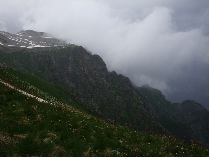 Гроза в горах (молнии и разряды, Альпинизм, гороза в горах)