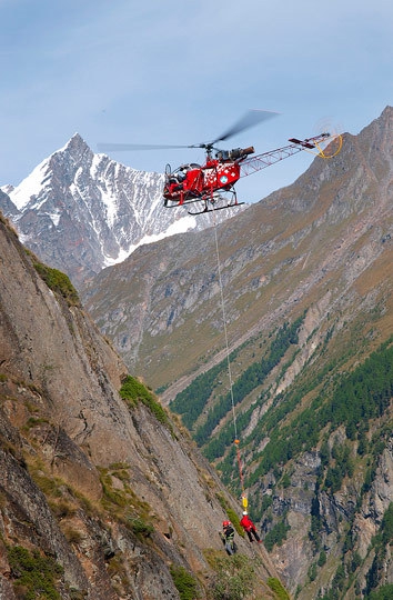 В сезоне 2010 в Гималаях будет работать  спасательный вертолет. (спасработы, гималаи)