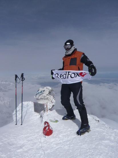 Первые фото от участников Фестиваля Red Fox Elbrus Race 2010! (Снегоступинг, atis plakans, вертикальный км, vertical skyrace®, забег на эльбрус, isf, снегоступинг, ски-альпинизм, фар)