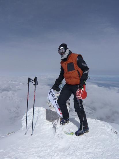 Первые фото от участников Фестиваля Red Fox Elbrus Race 2010! (Снегоступинг, atis plakans, вертикальный км, vertical skyrace®, забег на эльбрус, isf, снегоступинг, ски-альпинизм, фар)