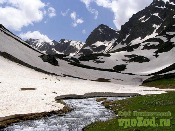 Кавказ.  Голубые Озера Архыза. 18-30 июня 2010 года (Горный туризм, природа, активный отдых, красота., озёра, горы, поход, палатка)