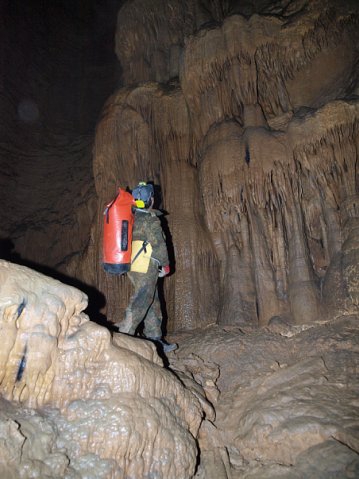 Экологическая экспедиция в пещеру Победа (Киндерлинская, Спелеология)