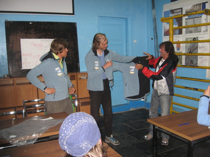 Центральная школа инструкторов альпинизма – 2010. (мариев, цши, vento, каммерландер, душарин, red fox, фар)