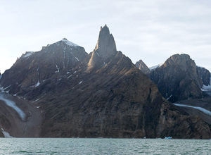 Все севернее и севернее. Новый бигвольный маршрут в восточной Гренландии (1300 м, Альпинизм, eventyr, grundtvigskirken, big-wall, гренландия)