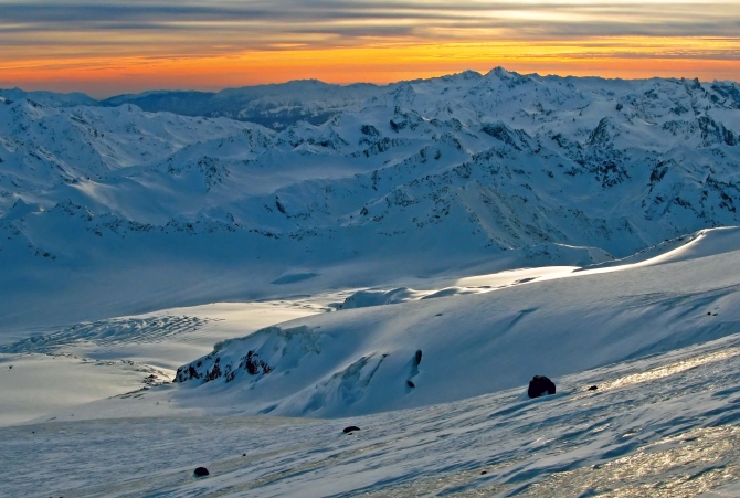 Новый Год.Зимнее восхождение на Эльбрус.Программа СНЕЖНЫЙ БАРС РОССИИ (Альпинизм)