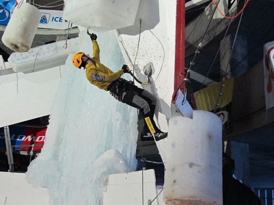 Сезон World Ice Climbing 3. Отчет Валентина Сипавина. (Ледолазание/drytoolling, ледолазание, валентин сипавин)