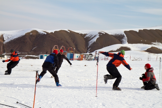 Школа Горных Гидов в Киргизии. Ski tour. (Альпинизм, ifmga)