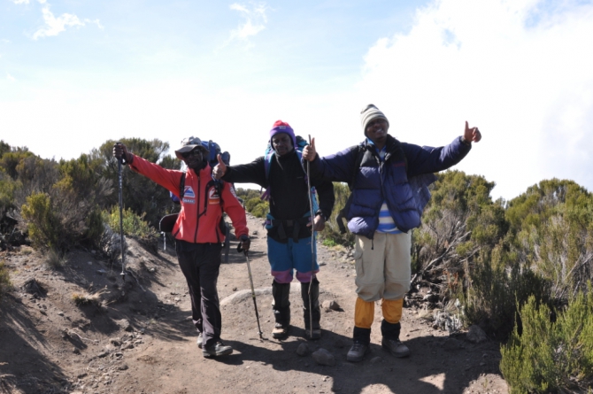 "Другой Мир. Или Солярис на Килиманджаро" (Горный туризм, африка, команда приключений "вертикаль-тур", донецк)