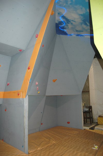 Новый скалодром в Королеве открыт! (Альпинизм, скалолазание, korolev climbing school)