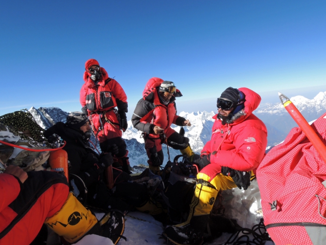 Наконец-то я могу сказать: "Я зашел на Эверест". (Интервью, Альпинизм, ули штек, ueli steck)