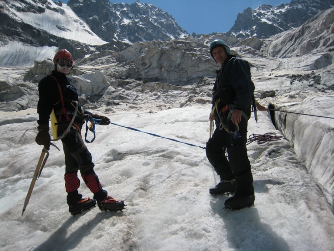 Редкопосещаемые ущелья Кавказа. Хазни. Фотозарисовка 2011года. (Альпинизм, альпинизм, ущелье хазни, путешествие)