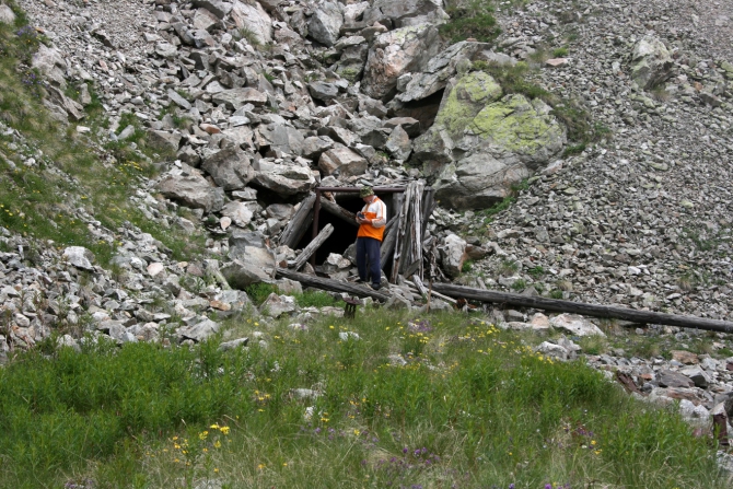 Редкопосещаемые ущелья Кавказа. Хазни. Фотозарисовка 2011года. (Альпинизм, альпинизм, ущелье хазни, путешествие)